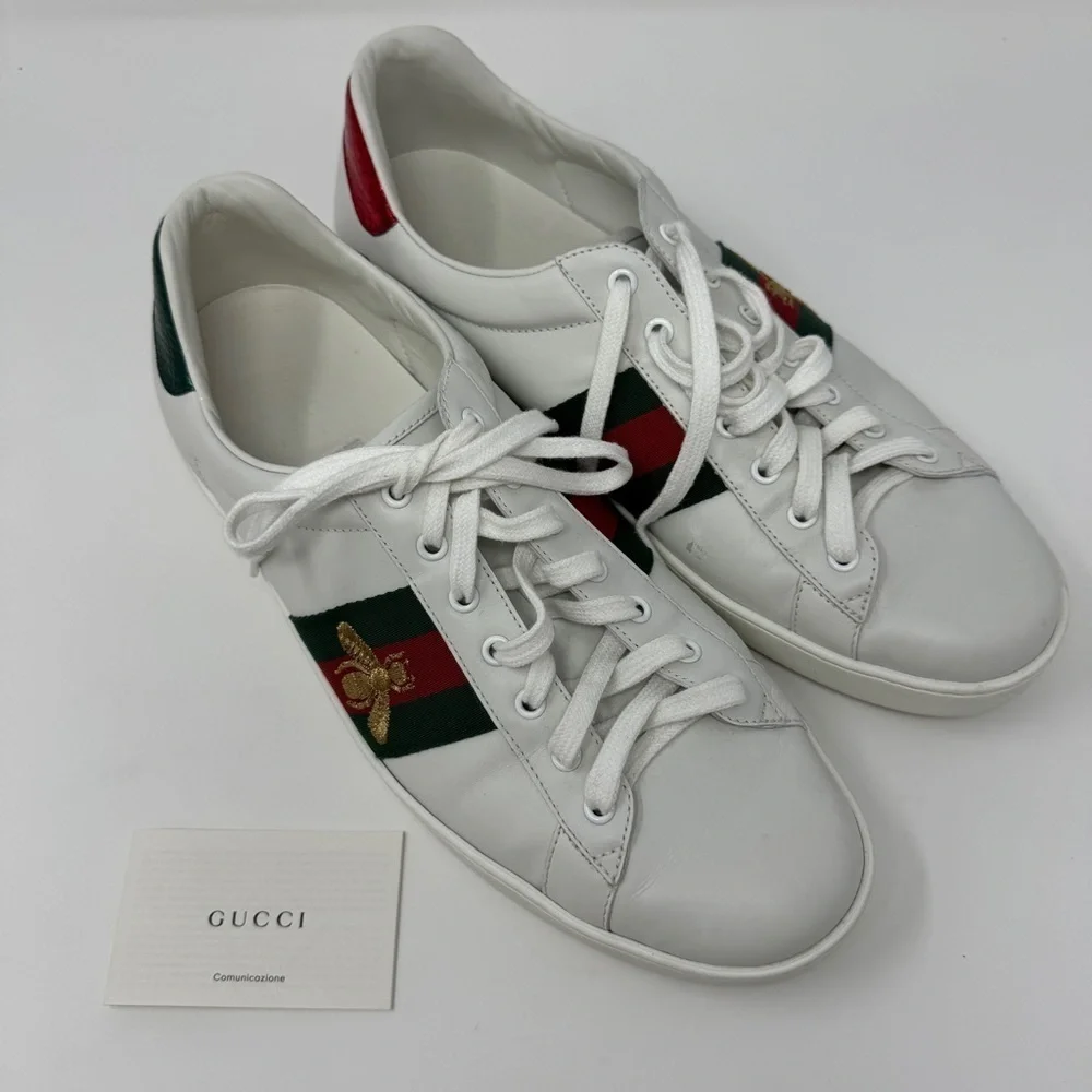 GUCCI Ace Embroidered Gold Bee White Sneakers with Red and Green Stripe